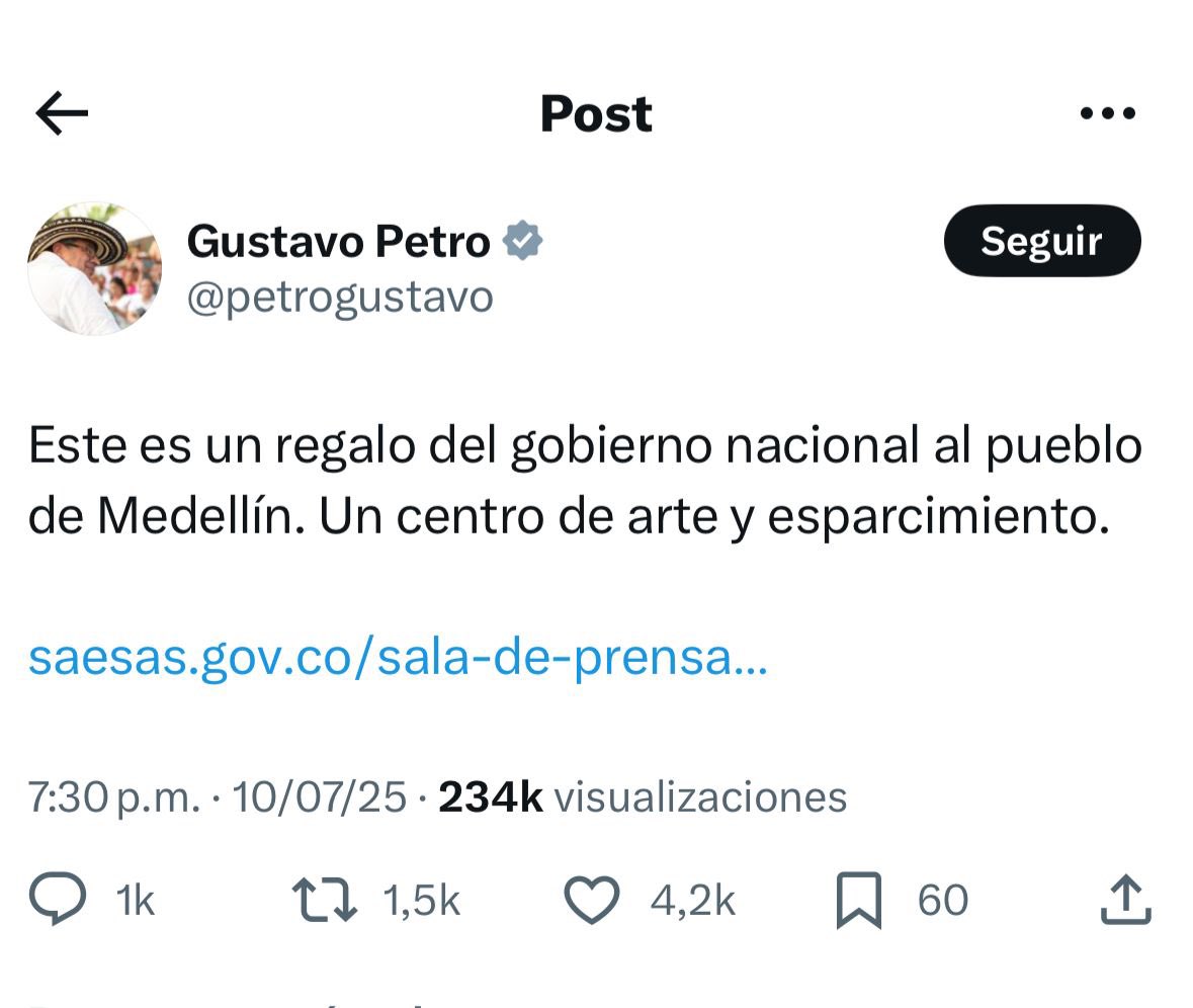 MariaFdaCabal's tweet photo. ¿De qué regalo está hablando, Petro? No engañe al país: la SAE vendió el lote en Sabaneta a un grupo privado por más de 51.000 millones de pesos. Allí se construirá la Arena Primavera, un centro de espectáculos financiado con inversión PRIVADA. 

Llamar esto un “regalo del gobierno nacional” es faltar a la verdad. Fue una transacción comercial, no una entrega gratuita del Estado.