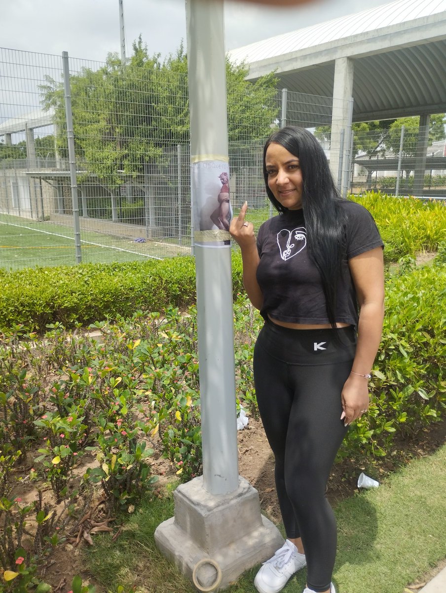 RousGoddes's tweet photo. This filthy pig is humiliated and exposed all over the city, poor loser pig of 💩🐖💸
#cashmaster #findoms #cashpig #cashslave #paypig @slave_piggy https://t.co/RfPkEAZ2HW
