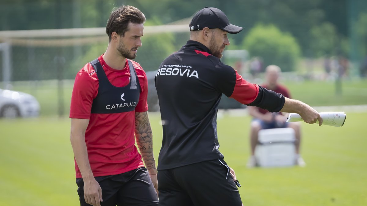 Nowiny24Pl's tweet photo. Byliśmy na obozie @cwksresoviapl. Zobaczcie zdjęcia! 

Link do galerii w komentarzu.📸 https://t.co/IaCi5S9S24