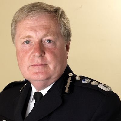 We are saddened to hear of the death of former Metropolitan Police Commissioner Lord Ian Blair. Our thoughts are with his family at this time news.met.police.uk/news/met-mourn…