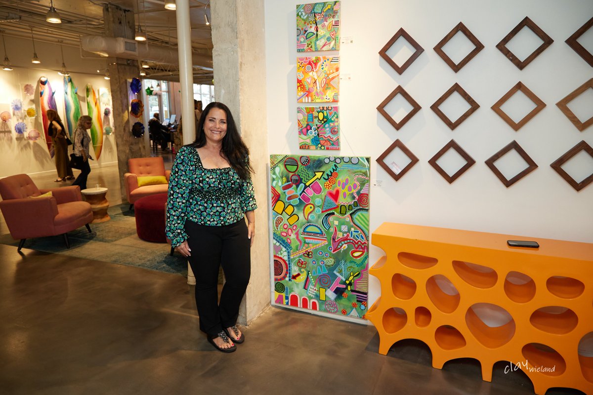Plungeresort's tweet photo. Today’s the day! Join us tonight, July 11 at 6:30 PM for Plunge Into The Arts featuring Jason Silverman and Deanna Aliano at Plunge Beach Resort. Discover colorful, local artwork in a laid-back beachfront setting. Free and open to all! #PlungeBeachResort #LauderdaleByTheSea https://t.co/SwITyaYtLS