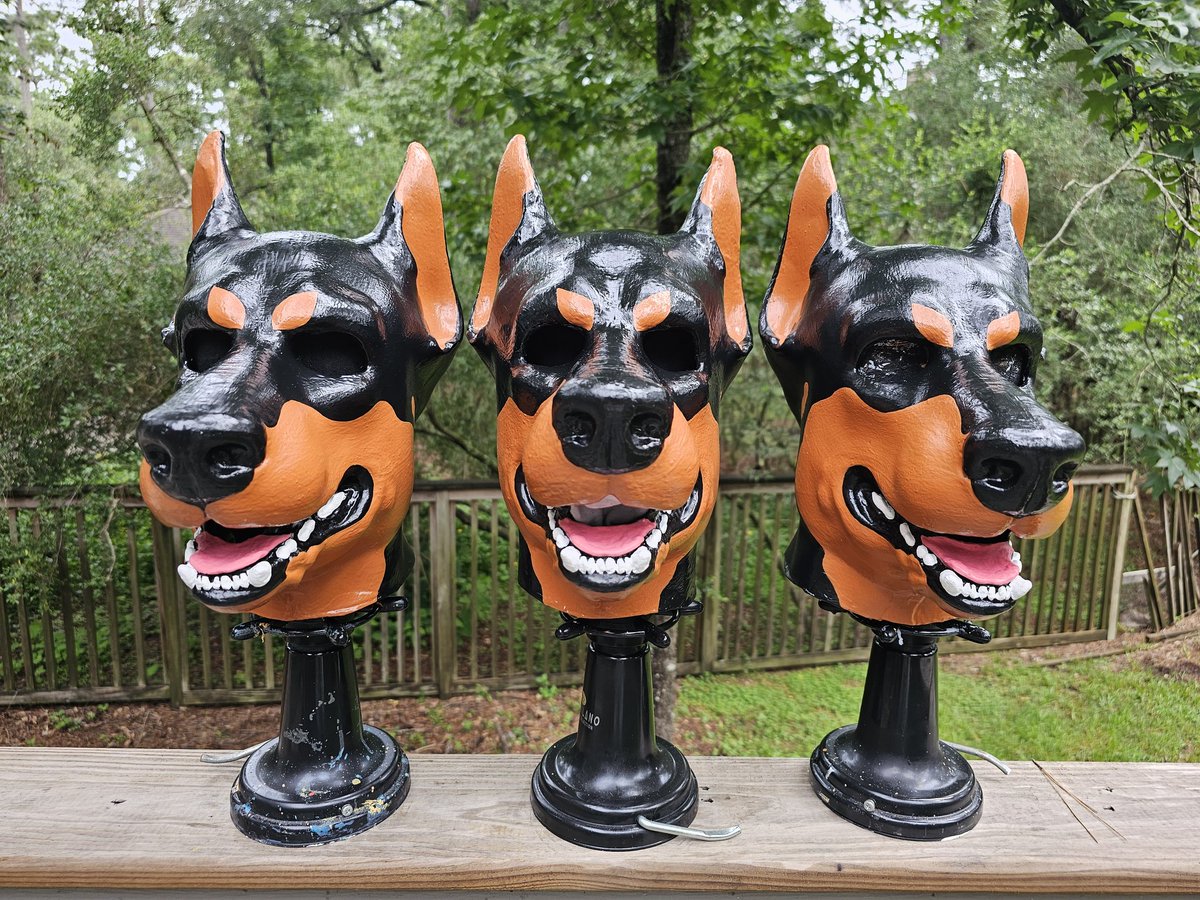 SnapJawForge's tweet photo. Dobie Triplets! 😍

💥🦴 https://t.co/Ge4Rkp0N8Q