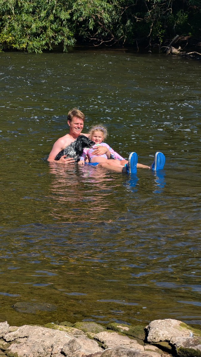 Wyefarm's tweet image. My options for today were:
A) Start what is likely to be the worst harvest of my career in 34°C on some spring barley that I don't think is quite fit.
B) Go and cool off in the river with the management team.
No regrets.