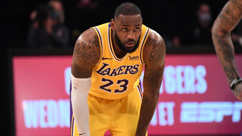 Lakers ownership notified Luka Dončić ahead of time about selling majority control of the Lakers.

LeBron James, however, was left in the dark, per <a href="/WindhorstESPN/">Brian Windhorst</a>.

Wow.