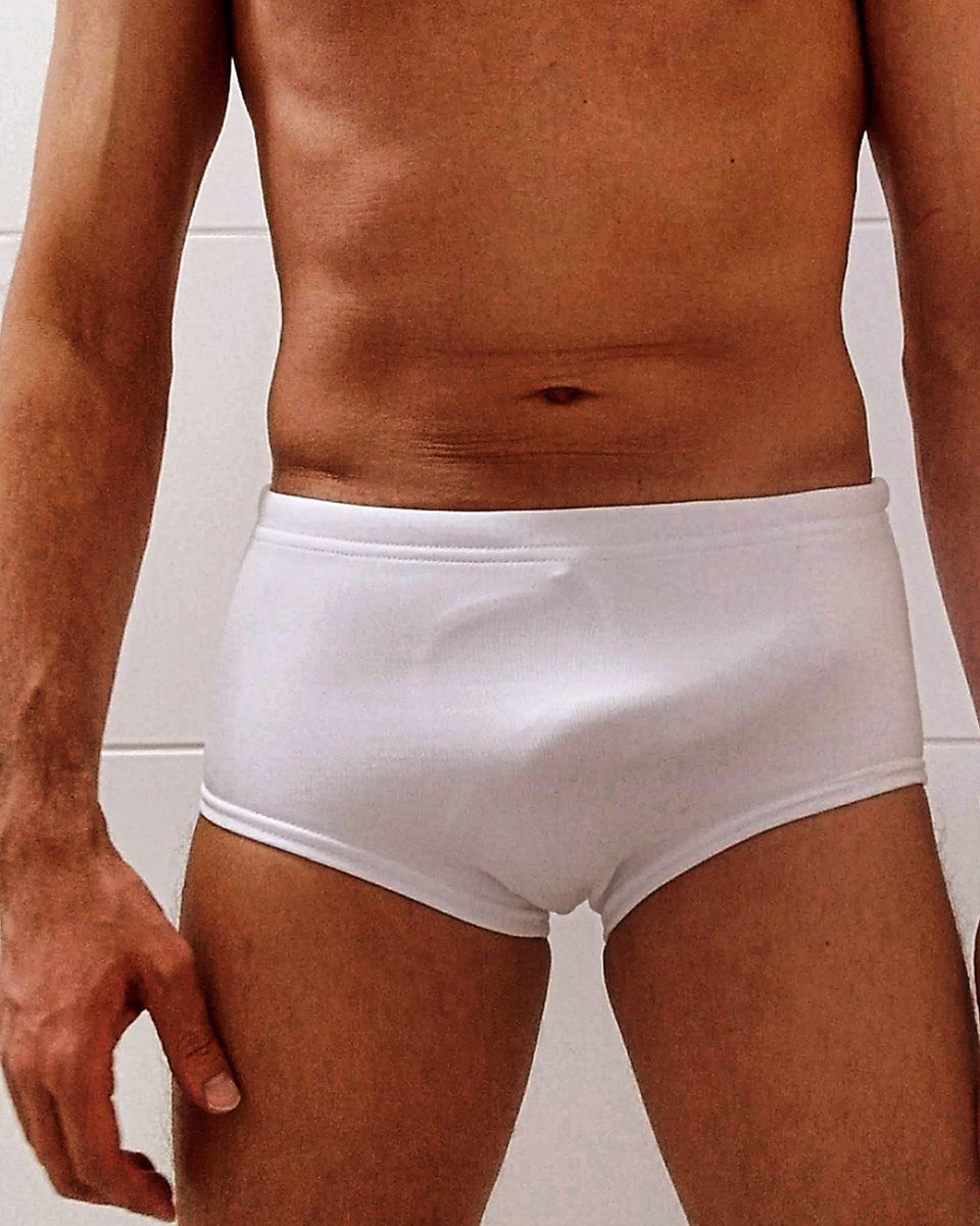 O <a href="/TheSafadaosp/">🇹 🇭 🇪 🇸 🇦 🇫 🇦 🇩 🇦 🇴 🔞 5k 👏👏</a> mostrando sua SUNGA branca 🗯 modelo sungao,  evidenciando seu volume 🍆 dentro dela  - Tesao