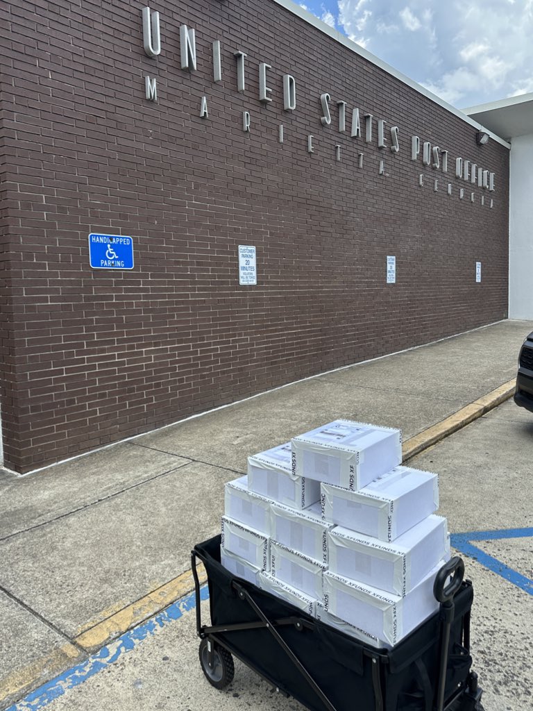 First round of $BLOX hats shipping out! Huge response so we are shipping out more over next few weeks. <a href="/XFunds_/">XFUNDS</a>