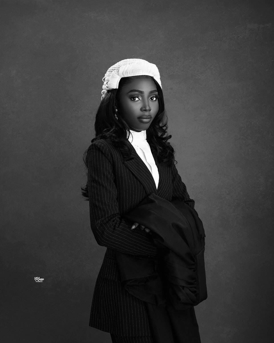 adura_d's tweet photo. Truly God is GOOD and has done me WELL! 🥹🤍🙏🏽

Happy Silver Jubilee, Aduramisioluwagbemi.

God has blessed me on every side and beyond measures!! 

Happy 25th Birthday, A.D Akintepede Esq.

#aduragbemiwrites #age25 #birthdayportrait #calltobar2025 https://t.co/zpd1M06NWj