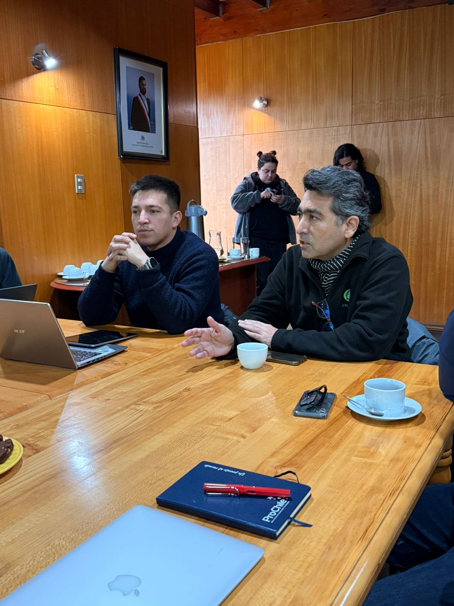 INFOR_Minagri's tweet image. ✨🌲 Nueva sesión de la Mesa de Fomento a la Industria Forestal en Los Ríos 🌿✨
✅️ Con una activa participación de representantes públicos y privados, se realizó en la sede #INFOR Los Ríos, en Valdivia, una nueva sesión de la Mesa de Fomento a la Industria Forestal ➡️