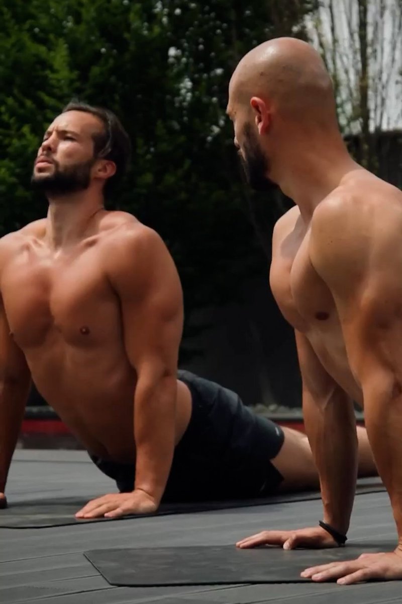 getfireblood's tweet photo. Doing the Cobra Pose just 60 seconds daily:

- Strengthens your back
- Opens your chest
- Improves posture https://t.co/5nG0vL1umM