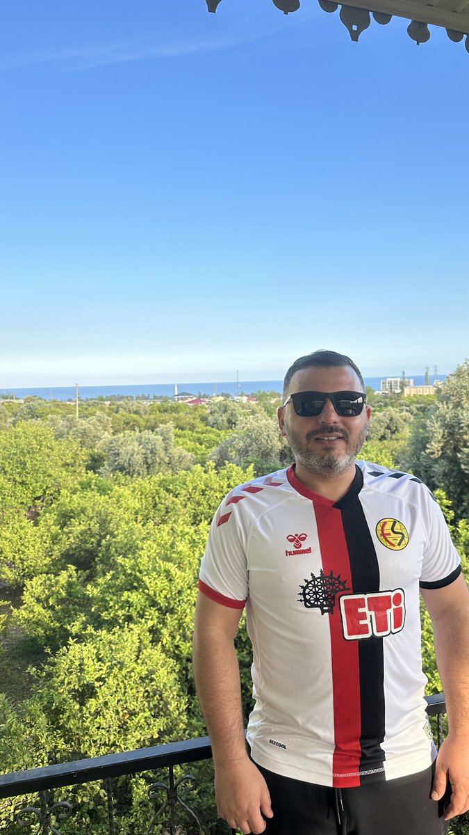 İstanbul takımlarını tutanlar;
biraz da bizim takımları tutsunlar 😎
#eskisehirspor