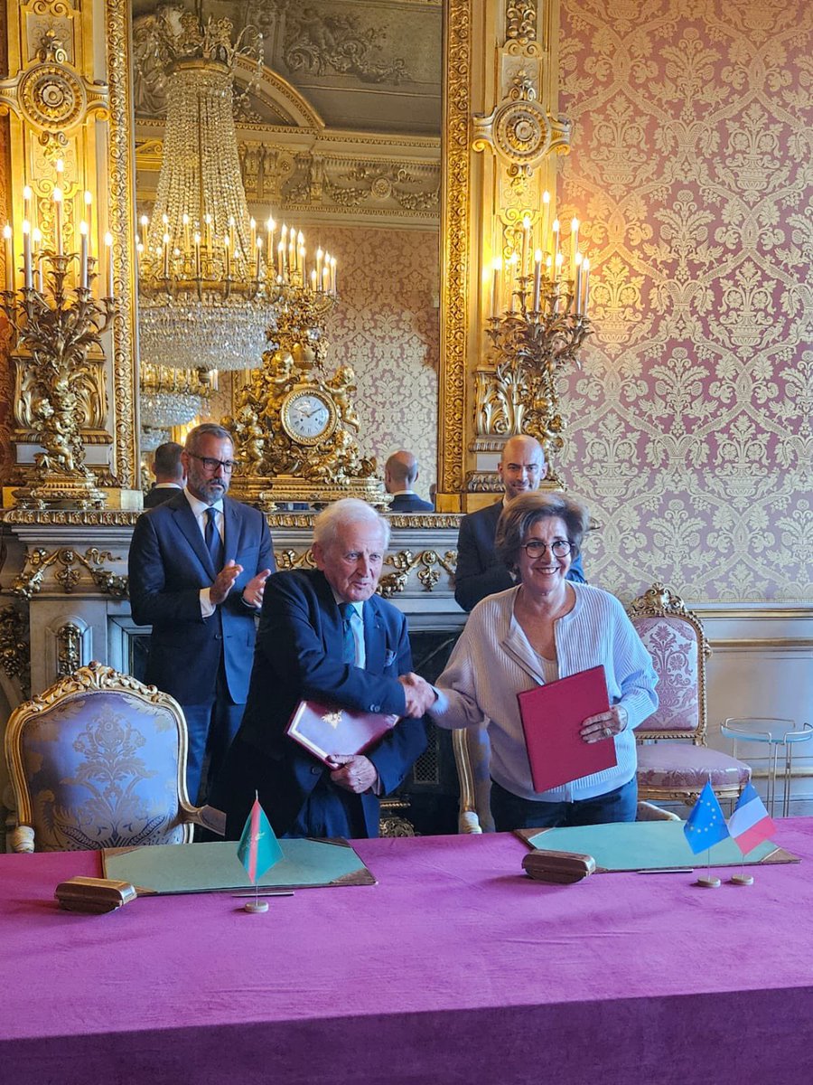ALIPHFoundation's tweet image. Today, ALIPH and the Aga Khan Trust for Culture signed an MoU to scale up joint efforts in heritage preservation, local job creation, artisan training, and joint fundraising for the protection of cultural heritage in conflict and crisis-affected areas.