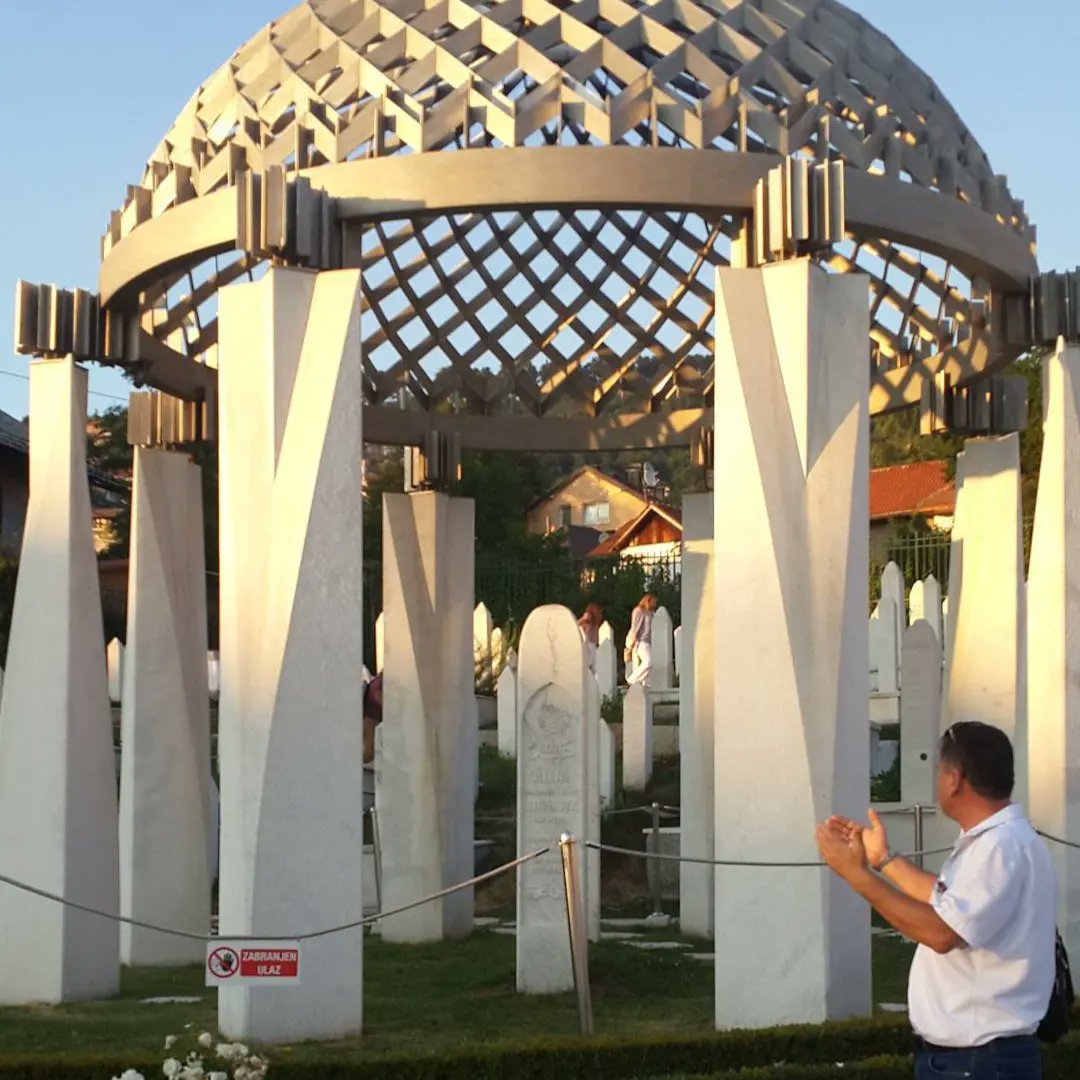 Soykırımı unutma. Unutturma...
SREBRENİTSA