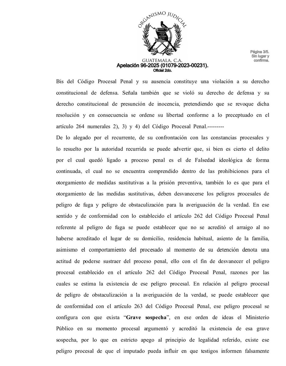 dcuevas_gtv's tweet image. #Ahora
La Sala Tercera Penal confirma la prisión preventiva contra el abogado Eduardo Masaya, acusado por el @MPguatemala en el Caso Corrupción Semilla. Los magistrados rechazaron, por unanimidad, la apelación presentada por el equipo legal de Masaya.