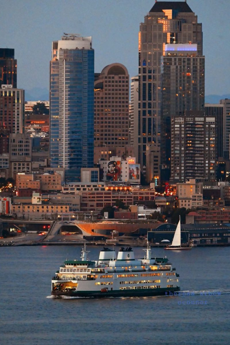 Sparkling in Seattle ♡