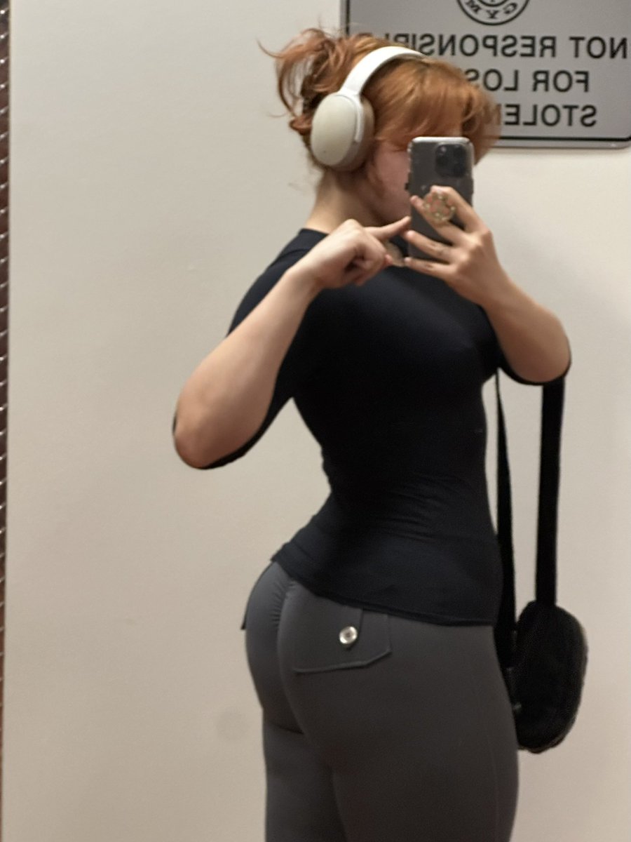 bunnicula🩸 (@fayedawnx) on Twitter photo ayo?? ayo??