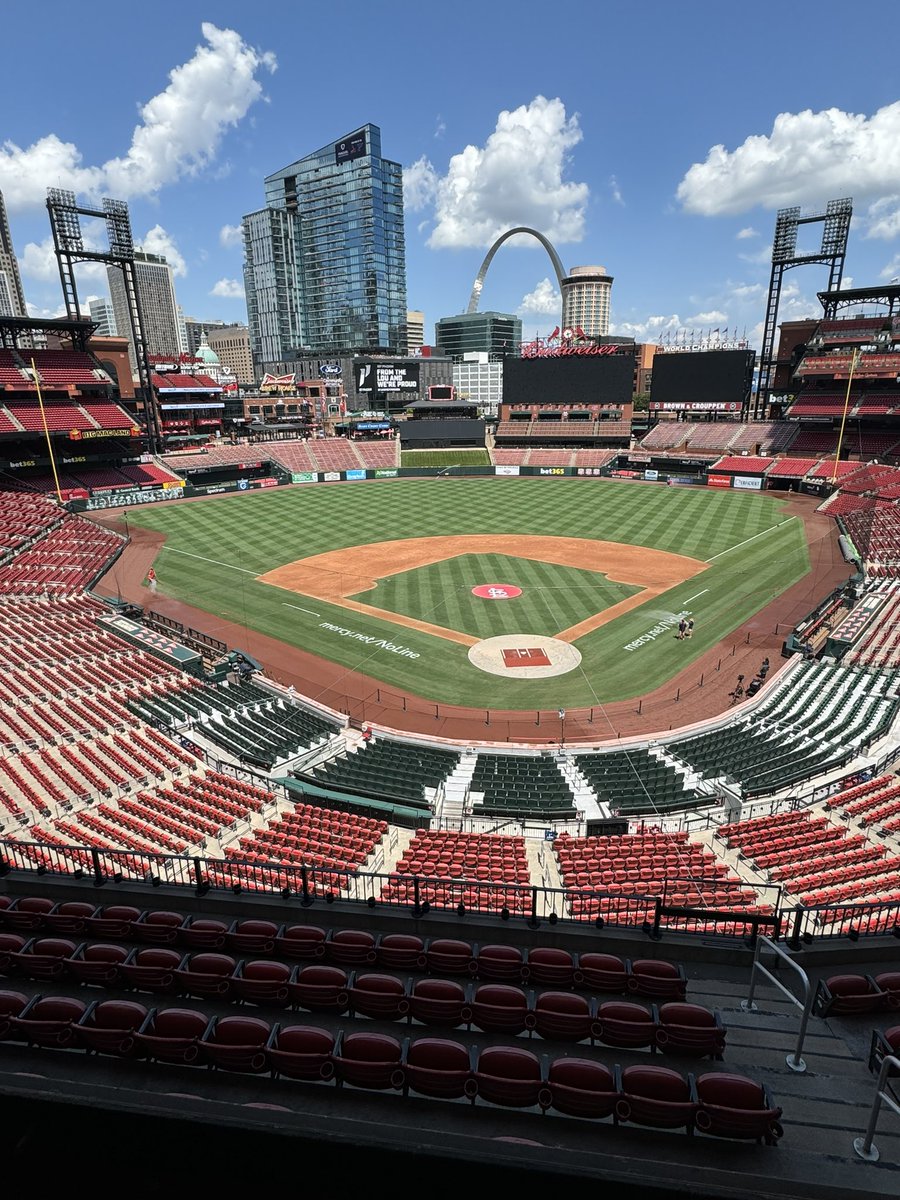 📍St. louis📍