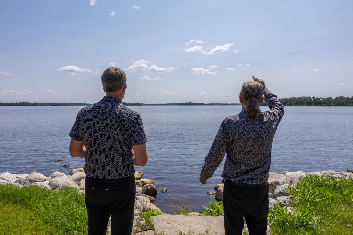 KevinHollandMPP's tweet image. Thank you to Quentin Snider of Lac des Mille Lacs First Nation for taking the time to meet with me and for giving us a tour of your community culture centre and roundhouse.
#ThunderBayAtikokan #LacDesMilleLacs #FirstNations
