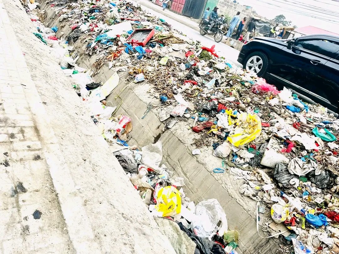 Eastleigh street looks like this , No regular sweeping or garbage trucks serve the area consistently dirty 
<a href="/SakajaJohnson/">Sakaja Arthur Johnson</a> 
<a href="/HonMosiria/">Geoffrey Mosiria</a> 
<a href="/HEBabuOwino/">Babu Owino</a>