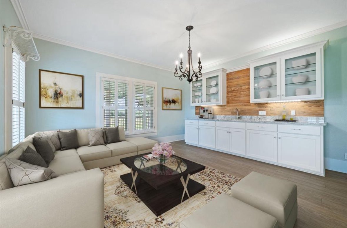 Charlie Turner tweet media