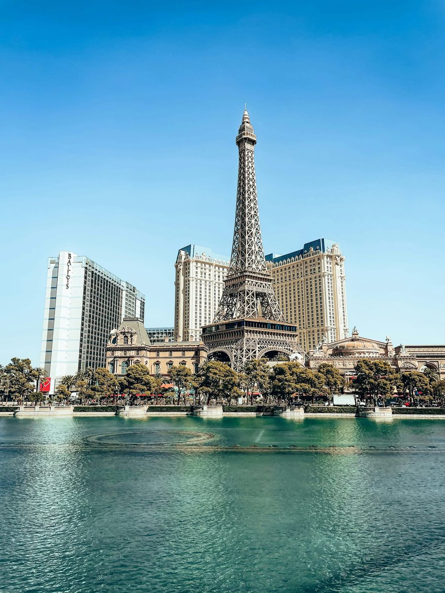 JosueMonak's tweet photo. Las Vegas, que buen viaje.

#lasvegas #lasvegaslife https://t.co/YpGQD2j3VM