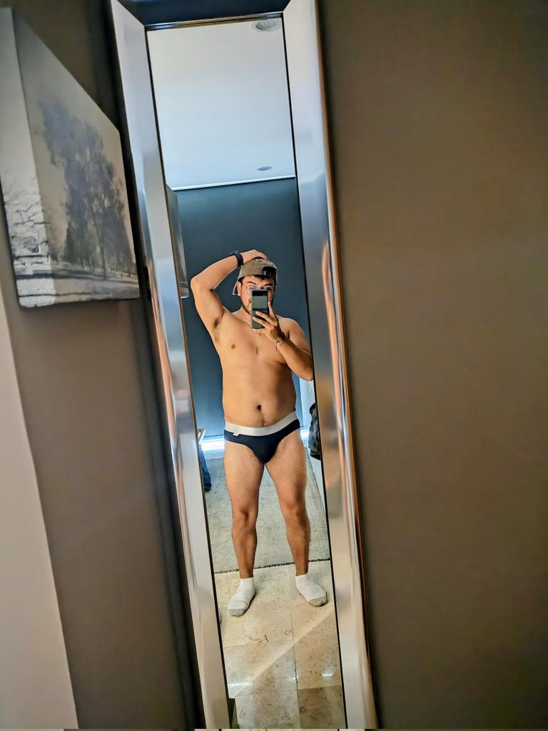 DonNachit0's tweet photo. Cuando me preguntan si tengo algo más grande que el Ego, sí mi barriga. 😔 https://t.co/w0cL5IQ0ki