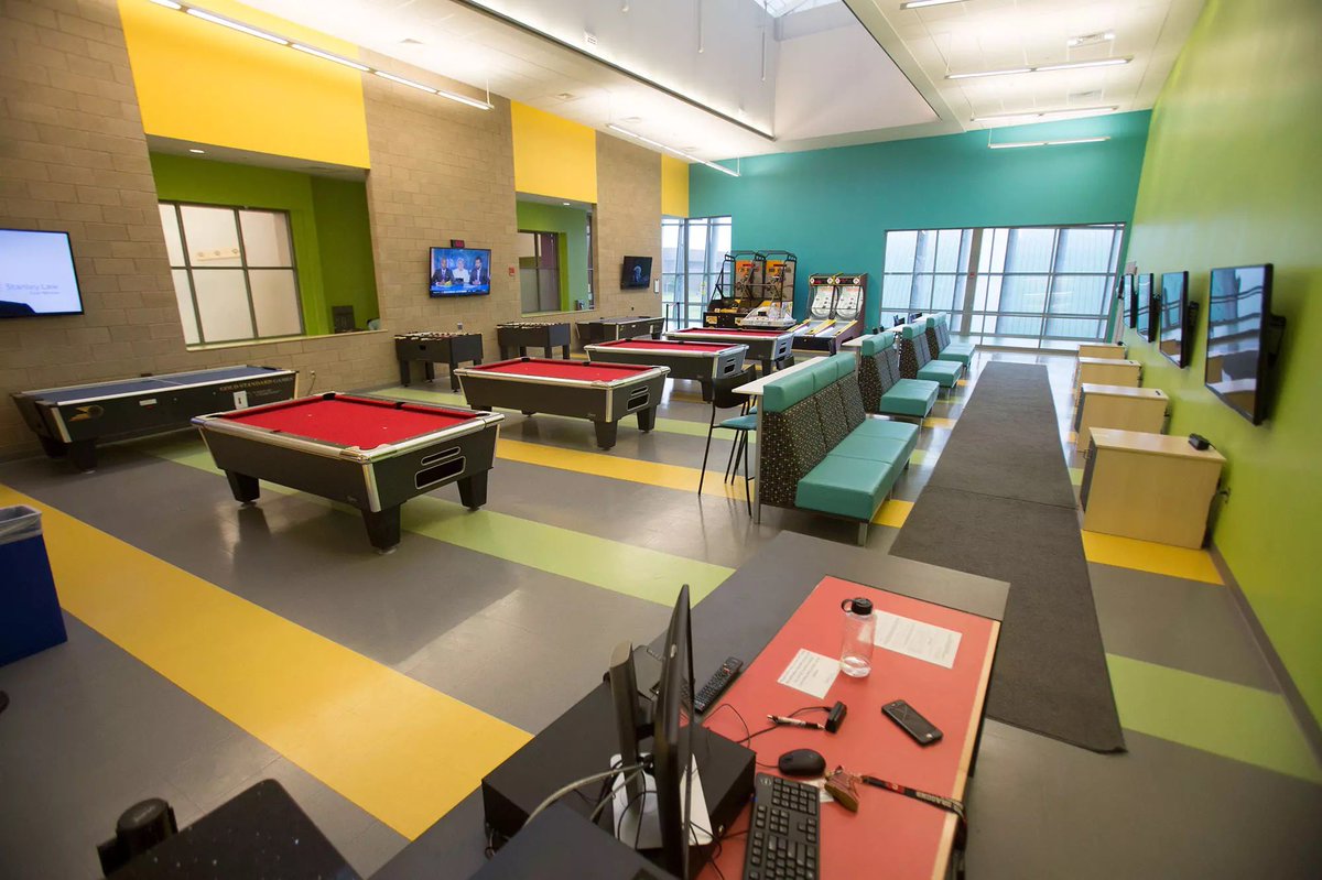 Feature Friday – the Student Life Center is an integral part of the Cortland community. With amenities like a pool, three-court gymnasium, massage therapy, game room, golf simulator, three-lane track, and so much more, there’s no shortage of options to stay active.
#DragonRising
