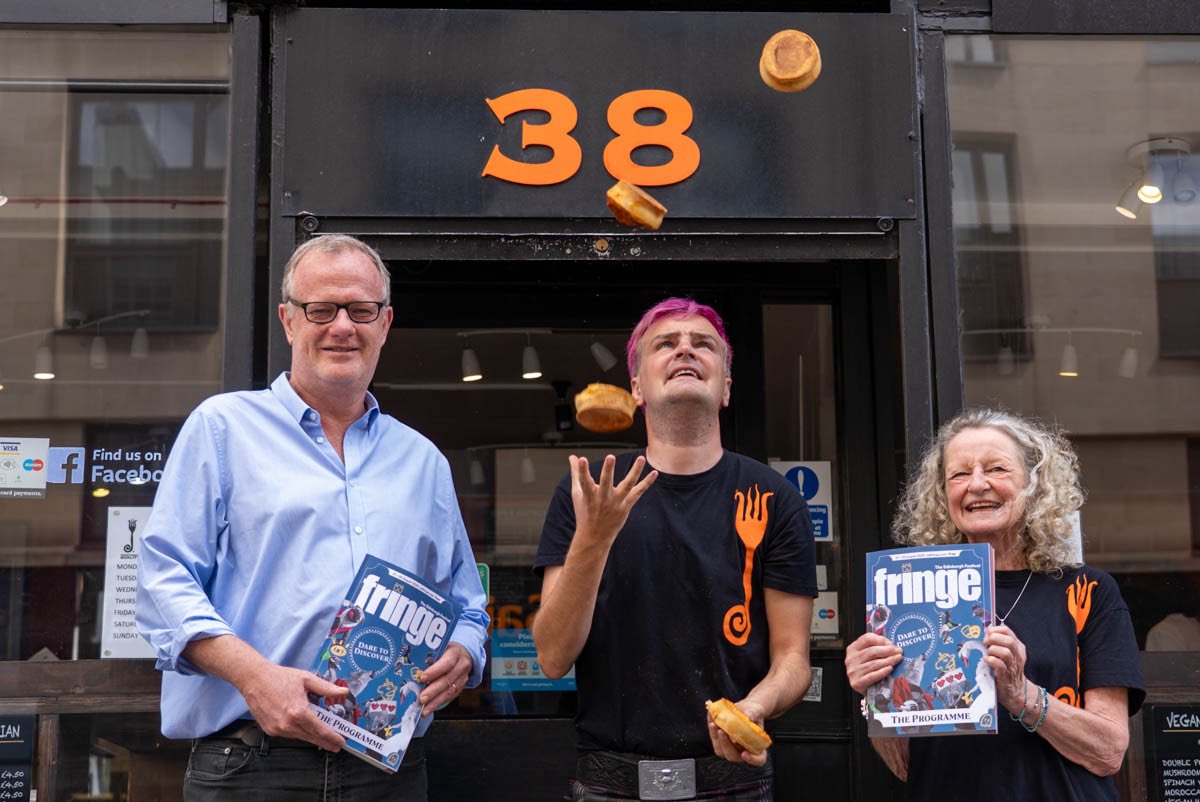 Fringe Society launch a local business directory – with a little help from their friends theedinburghreporter.co.uk/2025/07/fringe…