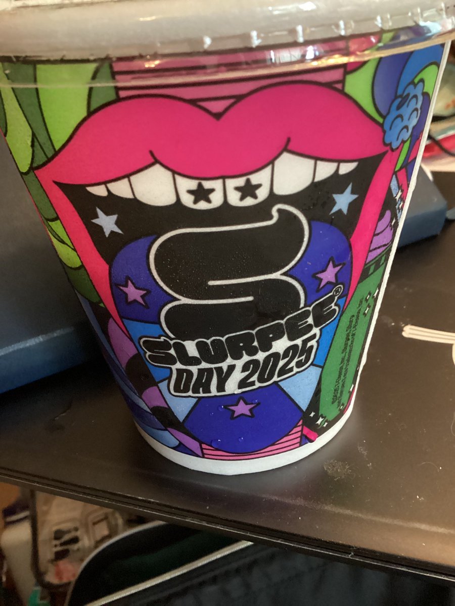 Reminder to anyone near a <a href="/7eleven/">7-ELEVEn</a> store: it’s free small <a href="/slurpee/">Slurpee</a> day today!
