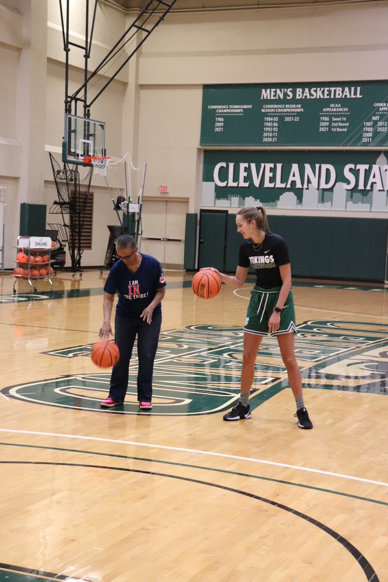 CSU_WBasketball's tweet image. Making an impact in the community - Spent the day sharpening our skills with our new friends!