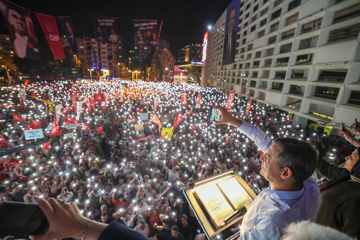 Ey Erdoğan!

Sen, dalga dalga operasyonlarla milleti korkutacağını sandın. Antalya’da korkan kimse görüyor musun?

Enerjimiz yüksek, bitiremezsin.
İrademiz çeliktendir, bükemezsin.
İnsanımız yüreklidir, korkutamazsın.
Bizi yolumuzdan çeviremezsin!
 
Teşekkürler canım Antalya ❤️