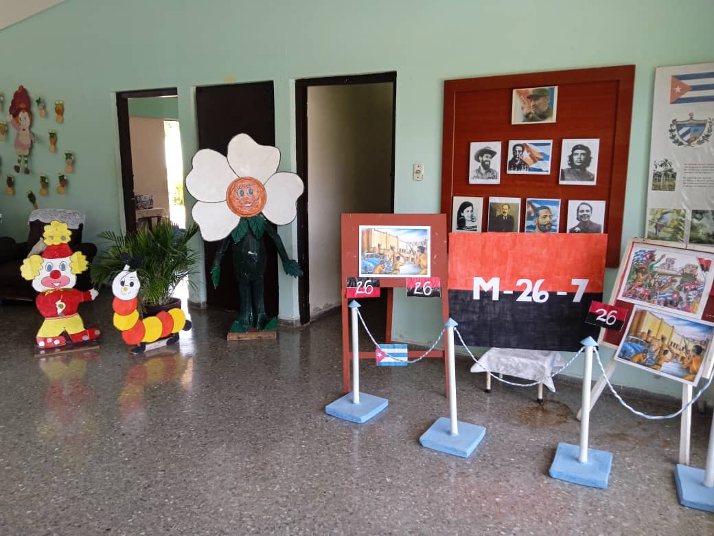 OlidaisyD36518's tweet photo. Nuestros niños felices, nuestros centros engalanado porque  la #LaLisaViveEnMí  y en  nuestros #educadoresliseños   #PorUn26DeVictoria 
@DirectEducaHab 
@IzquierdoAlons1 
@MaraVic19210960 
@YanetHzP25 
@YohaniaN44746 https://t.co/CMnnk1Oi10