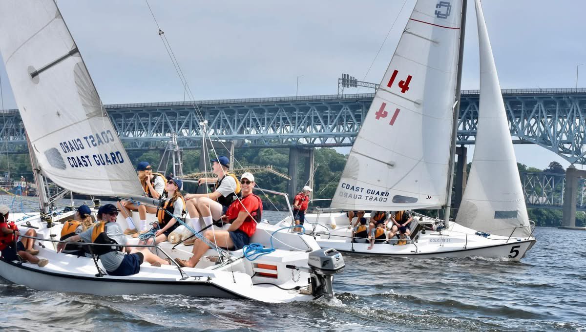 leo_guti150's tweet image. Attended the @USCGAcademy
AIM summer program this past week. Had an amazing time growing as a leader and as a person. Grateful for this opportunity. @USCGAAdmissions
@CoachCCGrant @CoachJBWells @Hudson_Dunaway
@ksmesko @CoachSmesko
@USCGA_Football
@Hagerty_FB @markatc13…