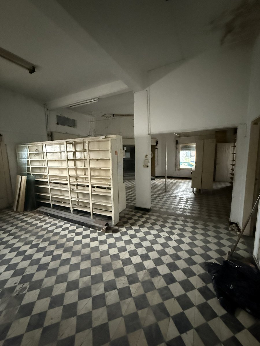 oronelprop's tweet photo. LOCAL COMERCIAL EN LAS LOMAS DE SAN ISIDRO A METROS DEL PRESTIGIOSO BARRIO “ARBORIS LAS LOMAS”. UBICADO EN ZONA ESTRATÉGICA. #alquiler #localcomercial #sanisidro #laslomas Más info 👉🏻 4723-9500 https://t.co/EkPlr3pl5X https://t.co/GTiwJ3b4HT
