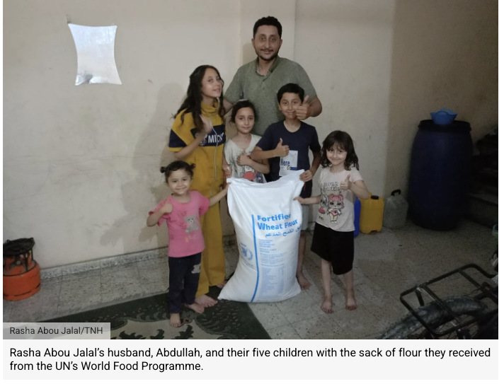 Journalist in Gaza, <a href="/Rashaaboujalal1/">Rasha abou jalal</a>, describes her family's luck in receiving a bag of flour from the <a href="/WFP/">World Food Programme</a> rather than risking the murderous GHF, but how such assistance is again blocked

Israel must allow actual humanitarian orgs to operate

Link in reply <a href="/newhumanitarian/">The New Humanitarian</a>