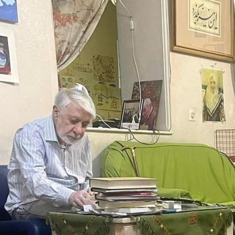 P_Salahshouri's tweet image. شب #سبز ایران
#ميرحسين_موسوی