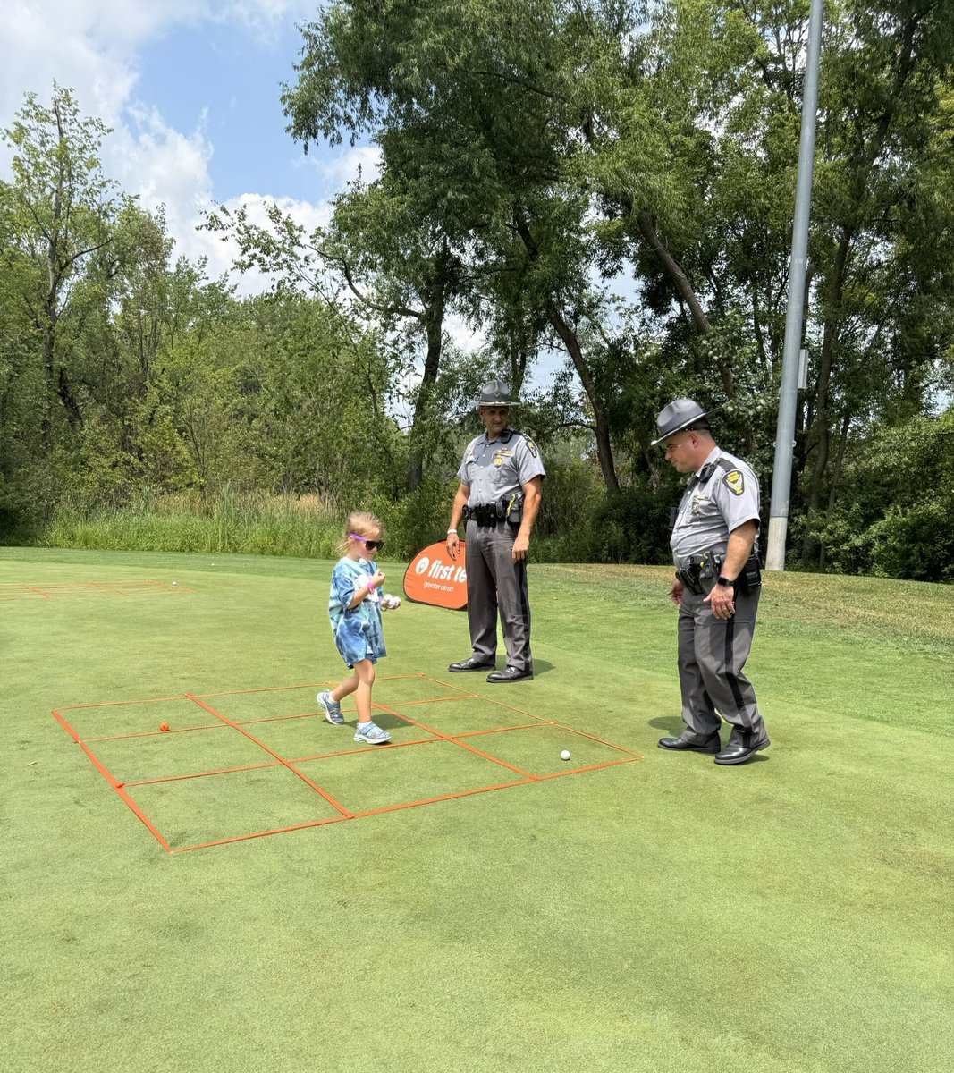 OSHP_NEOhio's tweet image. Yesterday, Lt. Ganley, Tpr. Masiella and College Intern Grossholz joined several law enforcement agencies for “Putting with the Police.” The event was held at Mudrun Golf Course in Akron. Thank you for having us, we had great time!