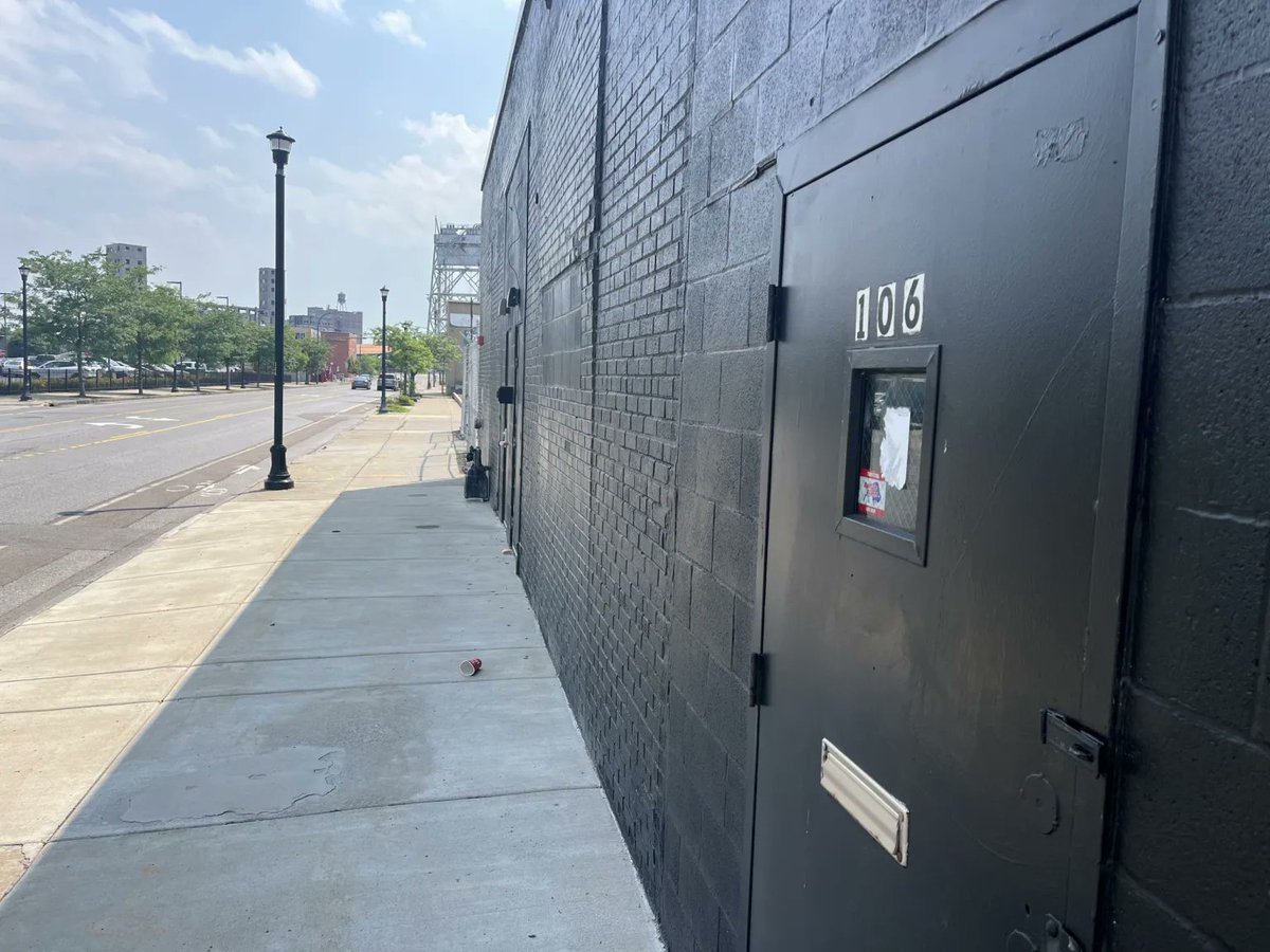 jaz_ciel's tweet image. Club Marcella, one of Buffalo's pioneering nightlife hotspots, was closed after a series of violent incidents. Now, its owners are seeking an investigation. Get the full story from @ipostnews:
investigativepost.org/2025/07/10/beh…