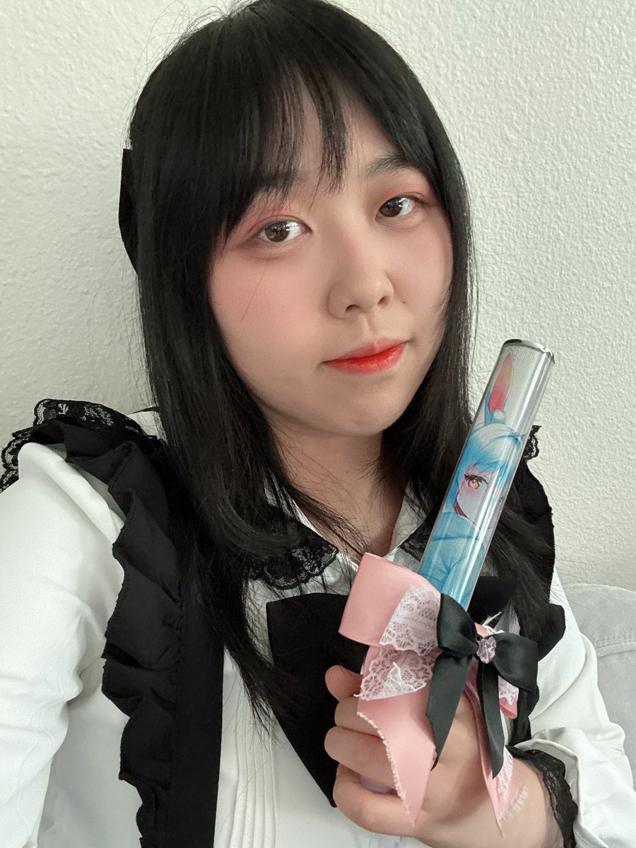 KumomoVT's tweet image. Ado concert outfit and photos💙
