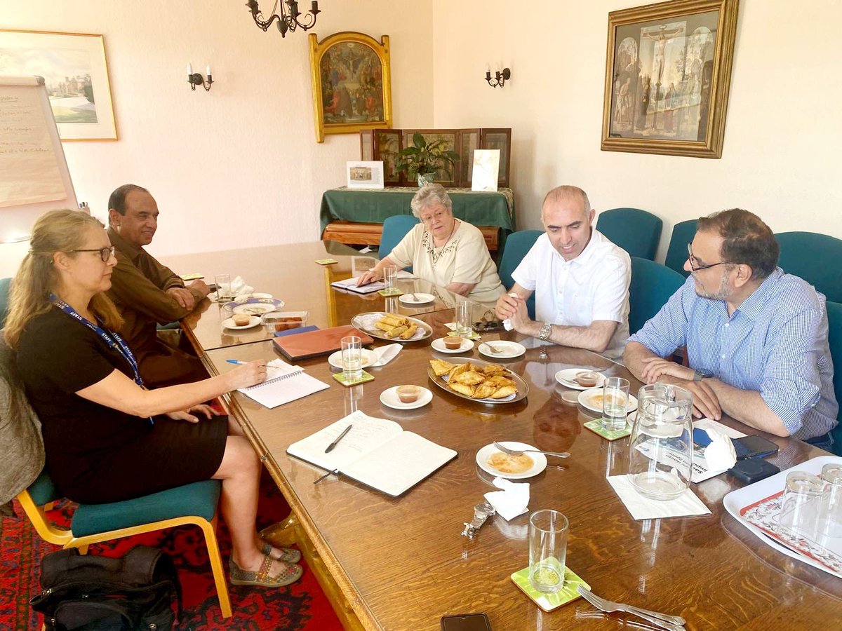 AyoubKhanMP's tweet image. Thank you for the warm welcome at your HQ in St Mary’s Convent, Lozells. It was great to hear about your important work and share thoughts on jobs, housing, and local priorities. Grateful for the thoughtful conversation — looking forward to working together to improve our area!
