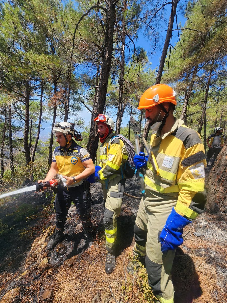 لماذا توجه فريق درب عكار إلى سوريا، وماذا تعلم من هذه التجربة؟
<a href="/RaedAlSaleh3/">Raed Al Saleh ( رائد الصالح )</a>
<a href="/SyriaCivilDefe/">الدفاع المدني السوري</a>
facebook.com/share/1FmFakZD…