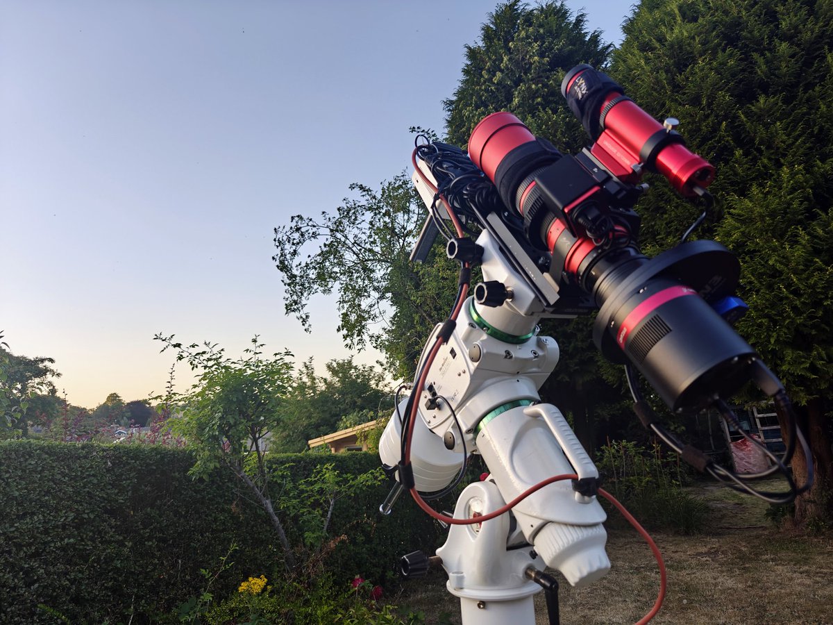 DerekFoster's tweet image. Ready for the night  #Astrophotography #Redcat