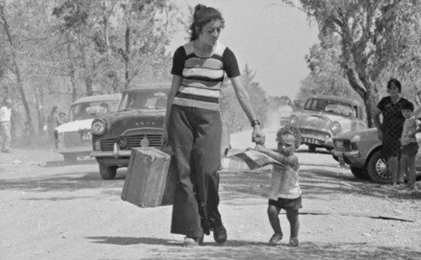 On July 20,1974,Turkey 🇹🇷 invaded Cyprus, violating all rules of international law, including the Charter of the United Nations.
Thousands of Greek Cypriots lost their lives and over 200,000 Cypriots fled their homes leaving behind their belongings.
The world stood by and watched