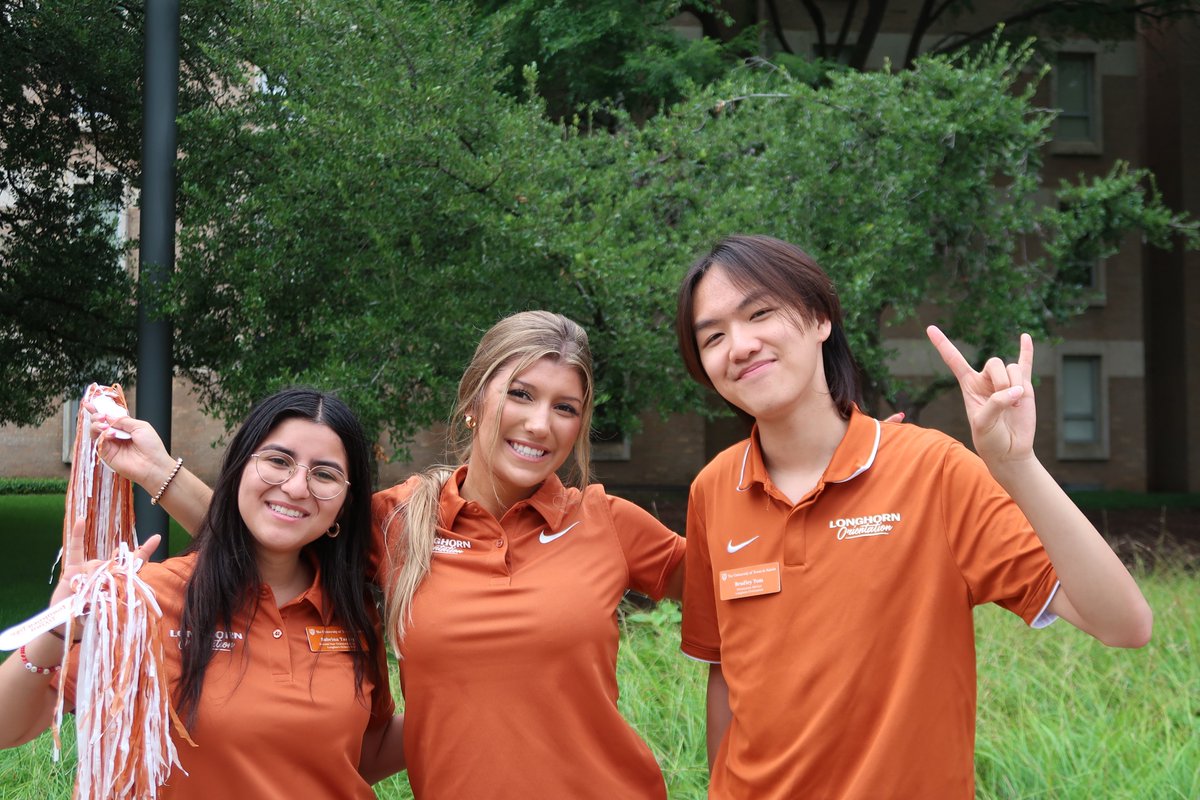 UTorientation's tweet image. We already miss session 6... 😢 highlights from Longhorn Orientation session 6 are now on our Facebook page! 🤘facebook.com/share/p/16yX2J…