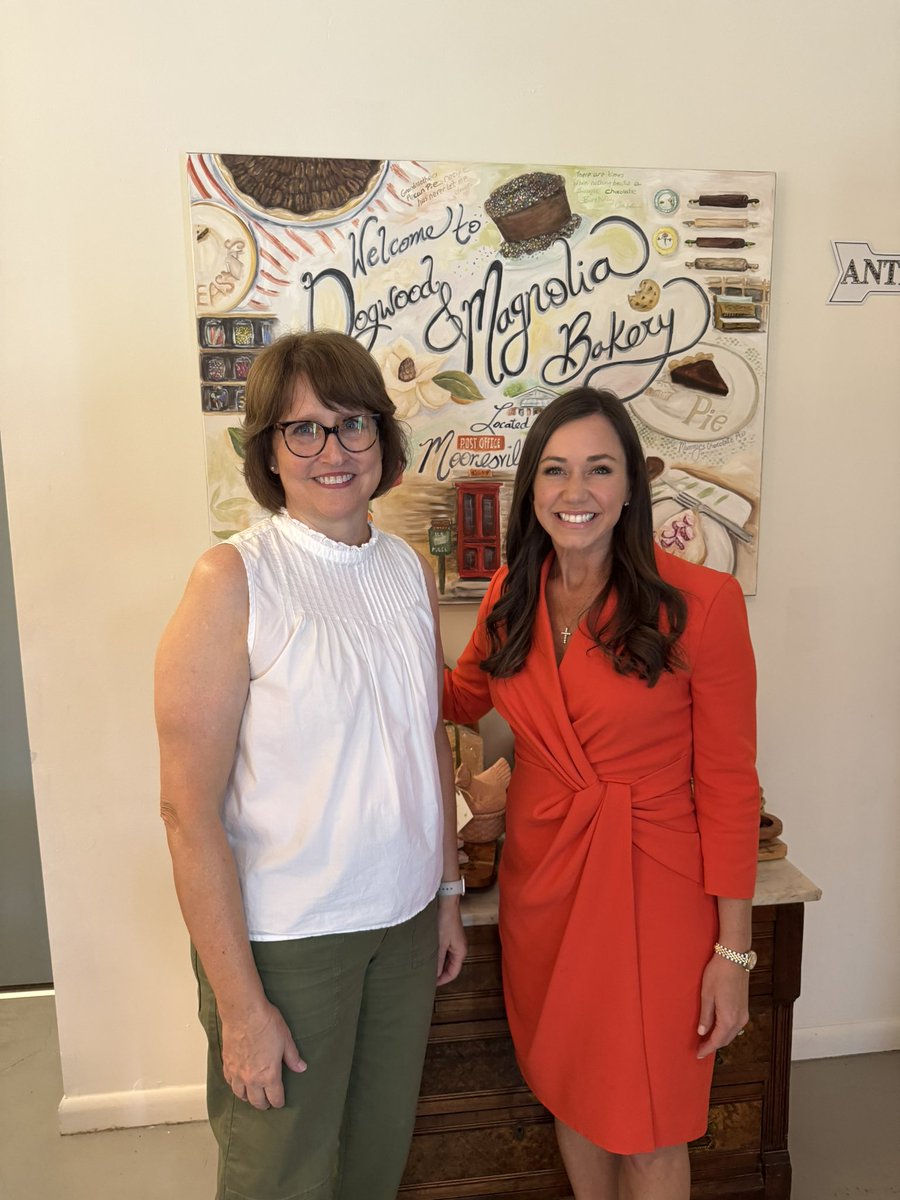 KatieBrittforAL's tweet image. What a treat to stop by Dogwood & Magnolia Bakery today. This is a must-stop in downtown Mooresville—thanks for having me! Proud to support Alabama’s incredible small businesses.