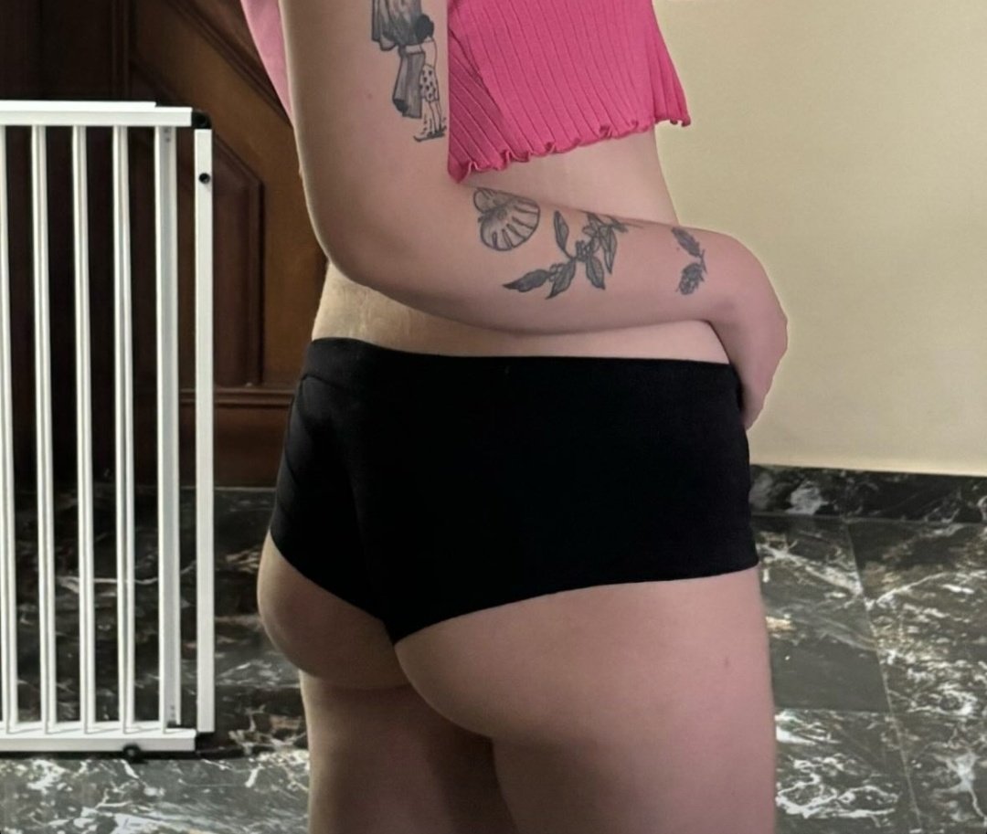 sapocururuca's tweet image. se eu tivesse um cu murcho triste capenga anemico igual ao seu também iria chamar mulheres aleatórias de vagabunda na Internet