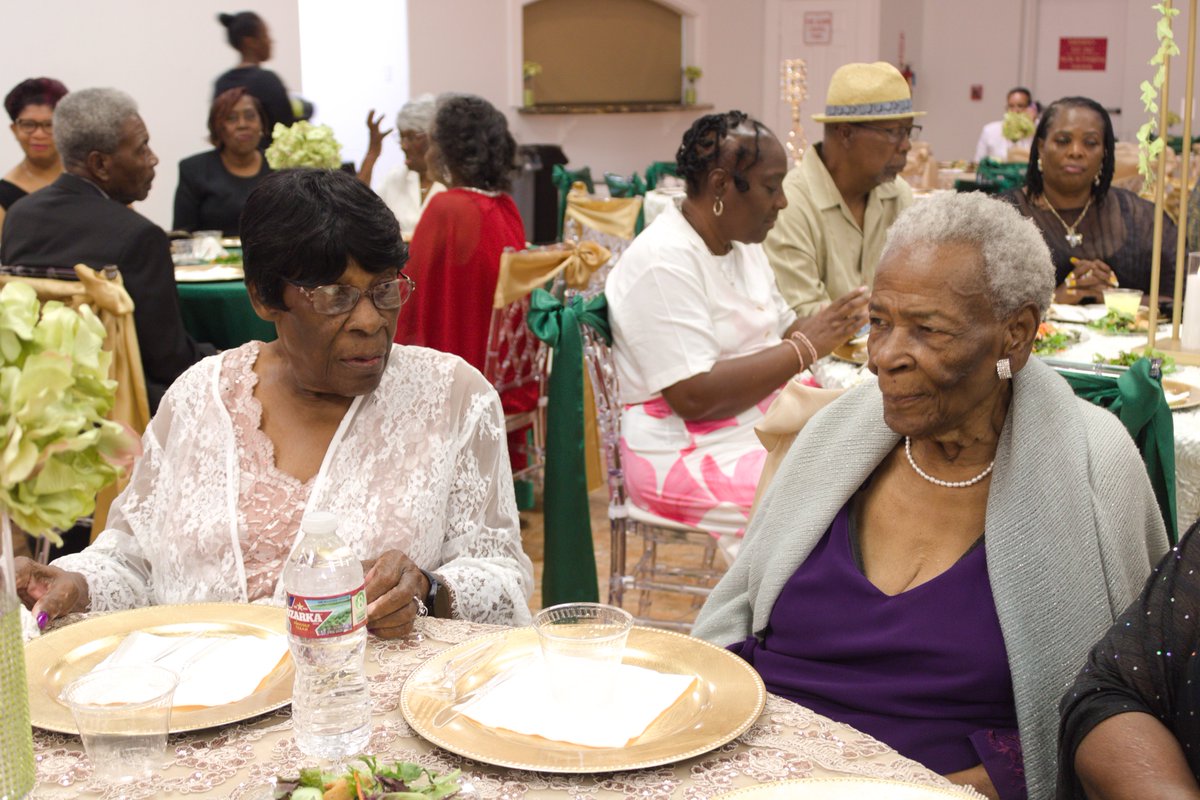 dfecdc's tweet photo. Here are some photos from our 2025 Senior Prom💃🕺✨. More to come in the following days on our website. Visit us at https://t.co/1TkOZjeKyL.
#dfecdc #seniorliving #seniorcitizens #livingmybestlife #htx https://t.co/HS2icf2z9b