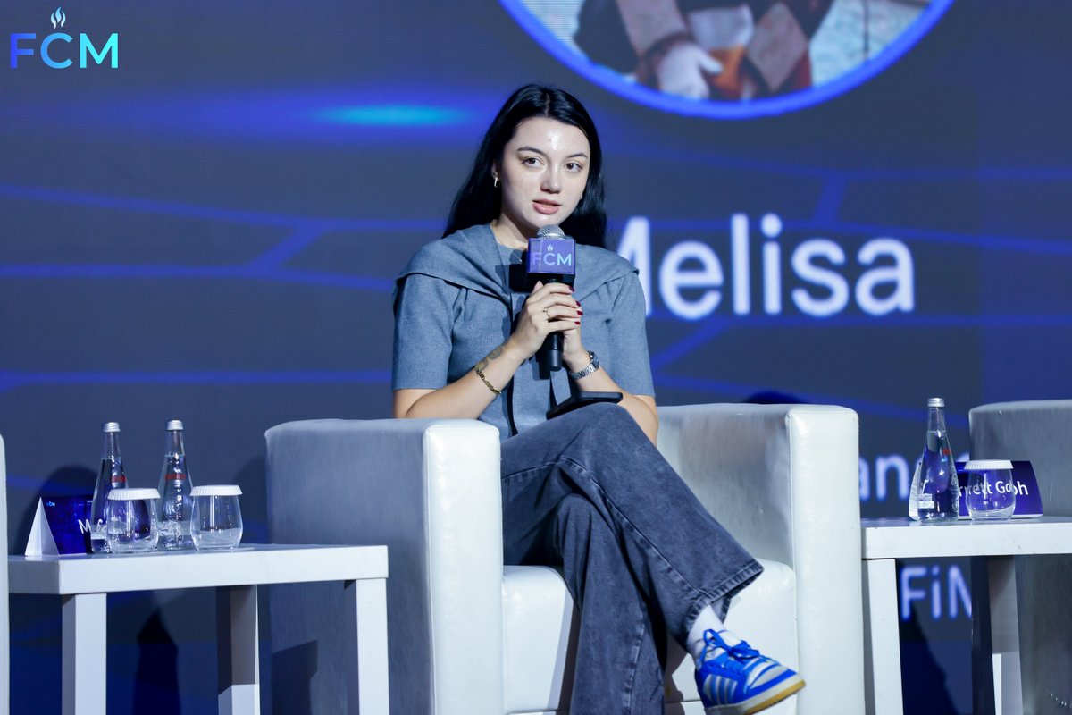 Melisa / 멜리사 tweet media