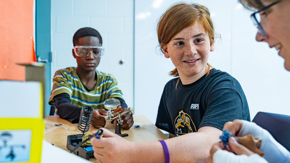 pvdschools's tweet image. Students dove into the world of soldering, gaining hands-on experience with electronics while sharpening their problem-solving skills. As part of the PPSD @seaperch summer program, they're also building underwater robots that they'll put to the test in a competitive challenge!