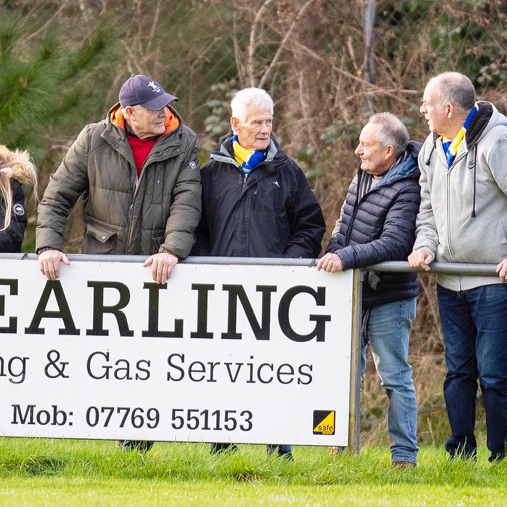 exwickclive's tweet image. Remembering today @PlymouthParkway stalwart & supporter VIC LAITY he always chatted to me on my visits to Bolitho, one of the first supporters I got to know at this great local football club.
RIP VICTOR ⭐⭐⭐⭐⭐
A real pleasure to have known you 😢