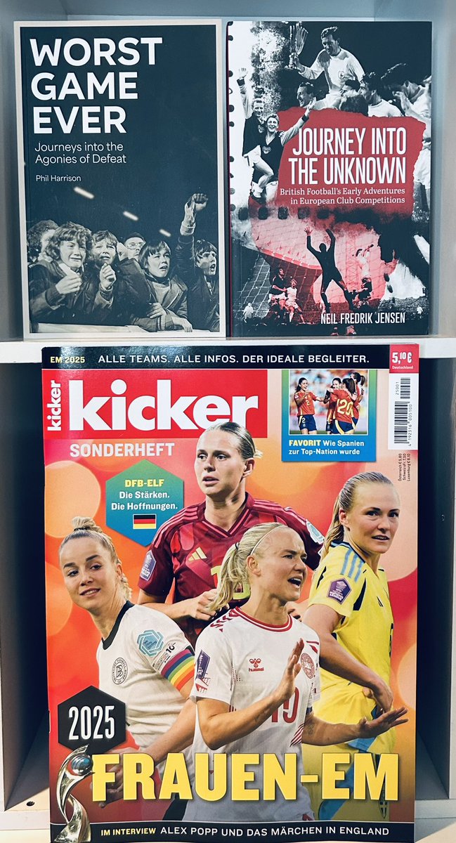 SoccerBooksLtd's tweet image. *OUT NOW*
NEW arrivals!⚽️📚👇
soccer-books.co.uk/collections/ne…
@fussballgeekz #EFL #MUFC @PitchPublishing #CWC #PL #WEURO2025 #Spurs #UEFA #EuropeanFootball #England @GameofthePeople #UCL #UEL @AlexDIreland @Miguel_LPereira #LFC #Barca #AFC #Ajax #Soccer